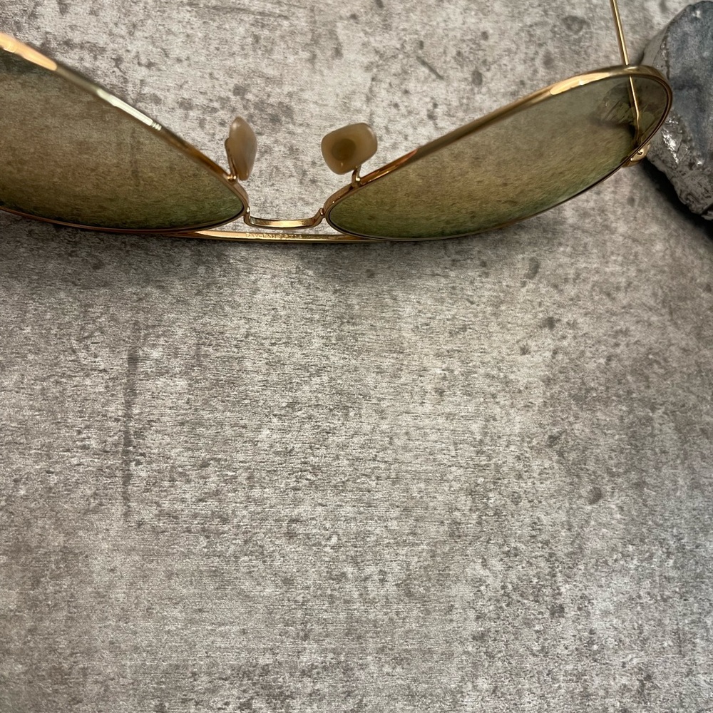 Ray-Ban Gold Aviator Sunglasses with Pink Lenses - Picture 8 of 8